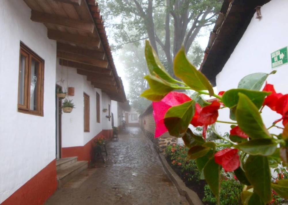 Hotel Bugamvillas Tapalpa Exterior foto